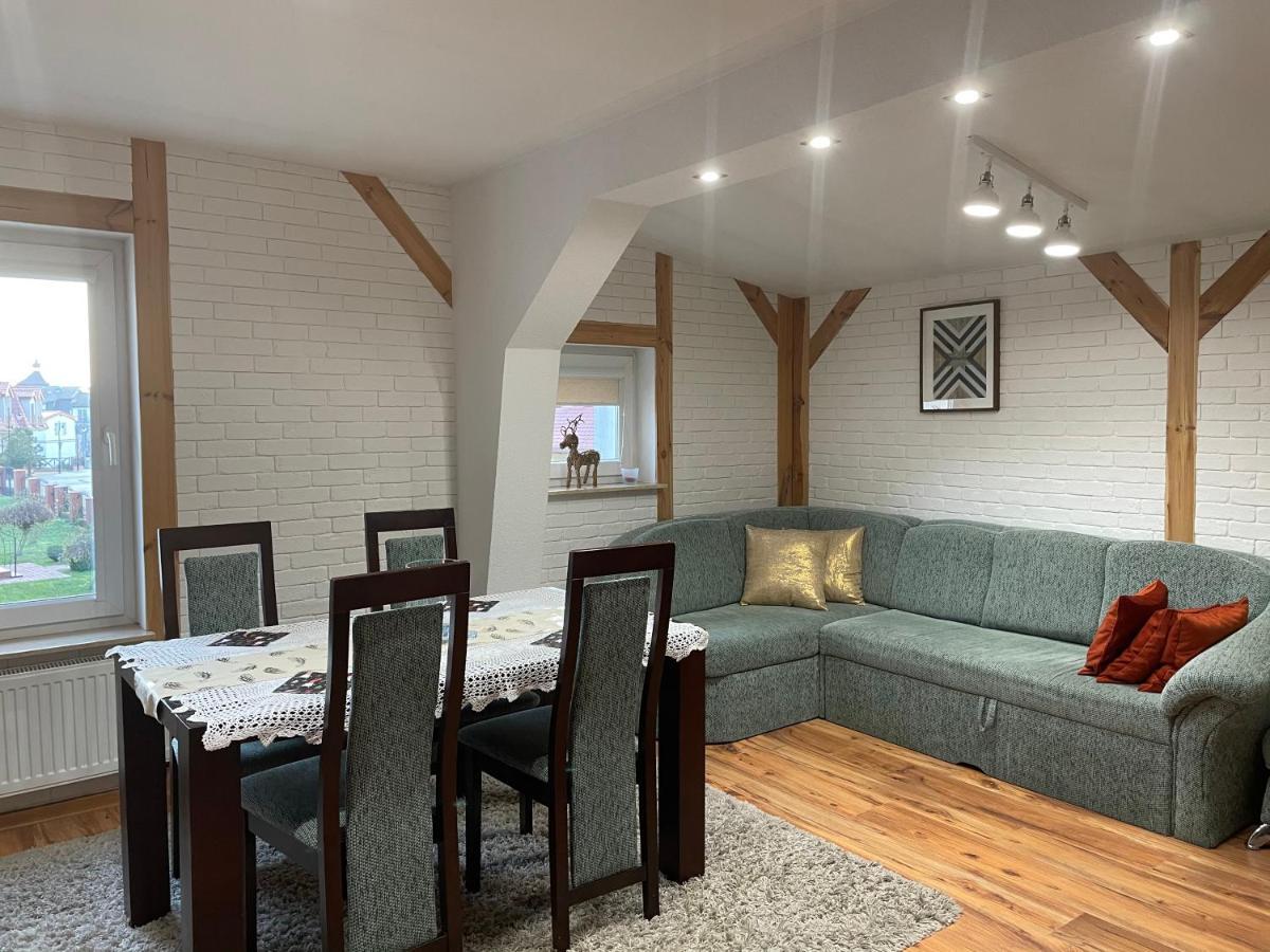Apartament Przy Ulicy Zaruskiego Blisko Plazy Ustka Eksteriør bilde